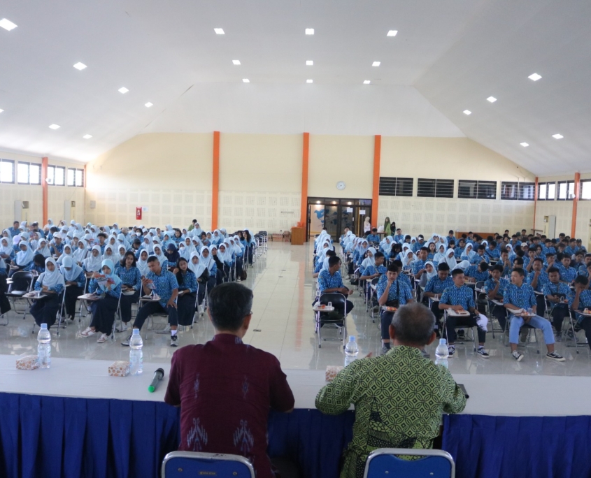 Kunjungan SMA N1 Situbondo ke STTKD