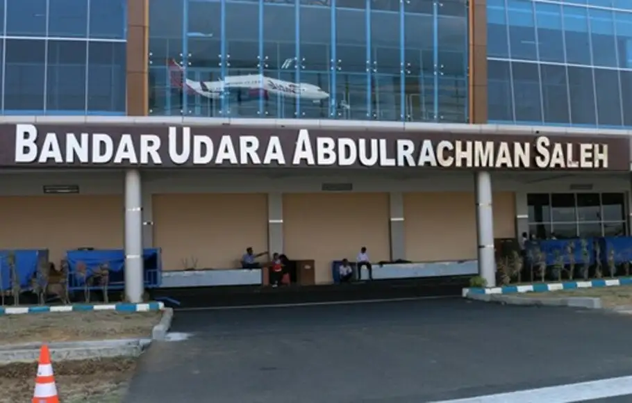 bandara abdurahman saleh